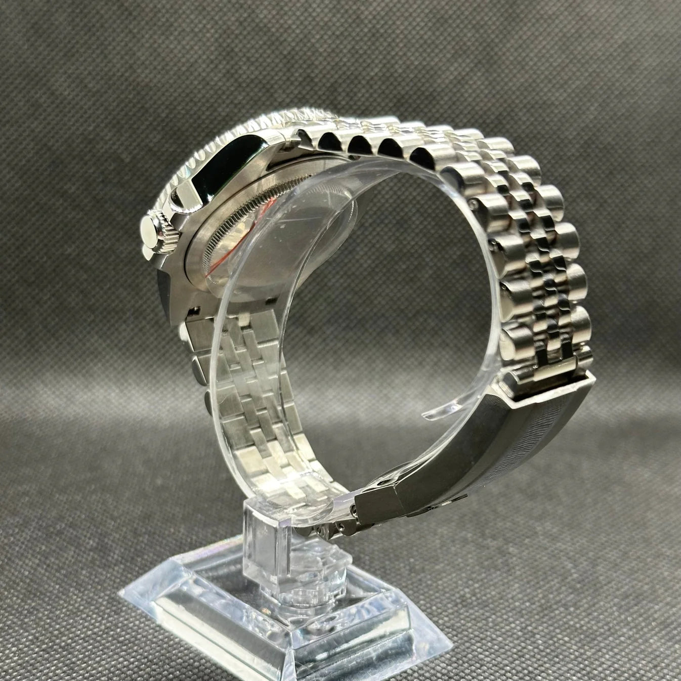 Seikomod GMT "Bruce Wayne" NH34