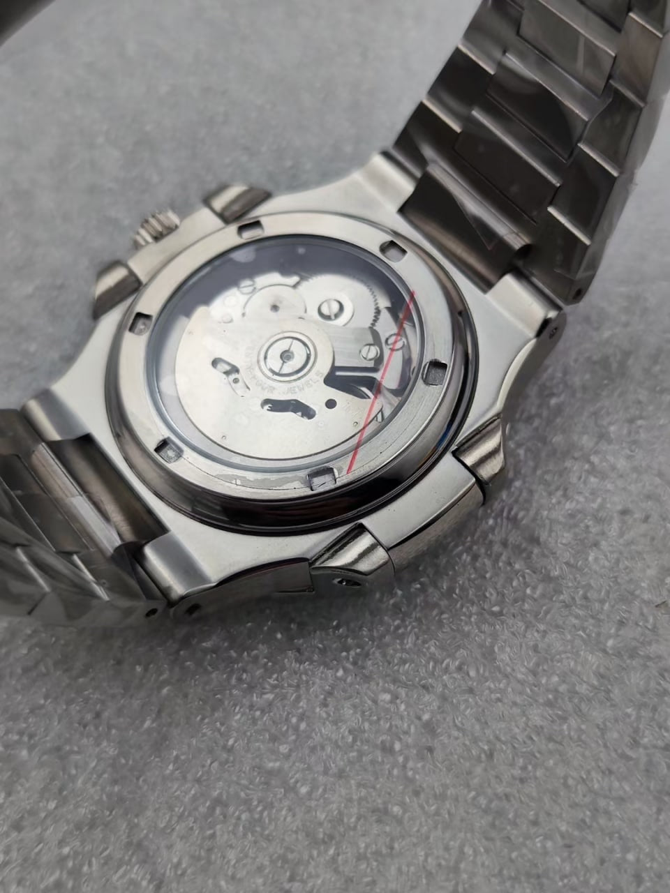 Seikotilus "Steel white diamonds" NH35