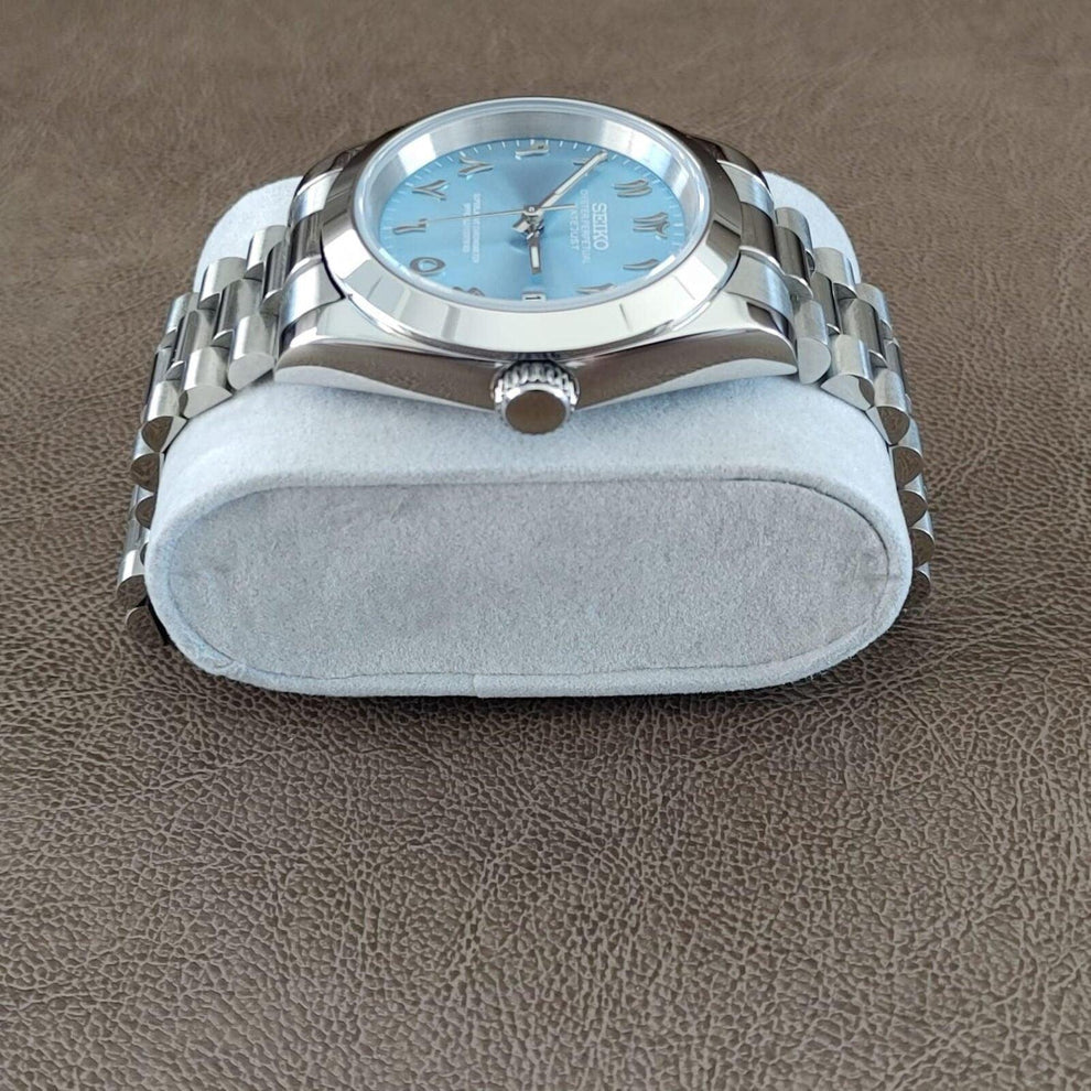 Seikojust "Ice blue silver president" NH35