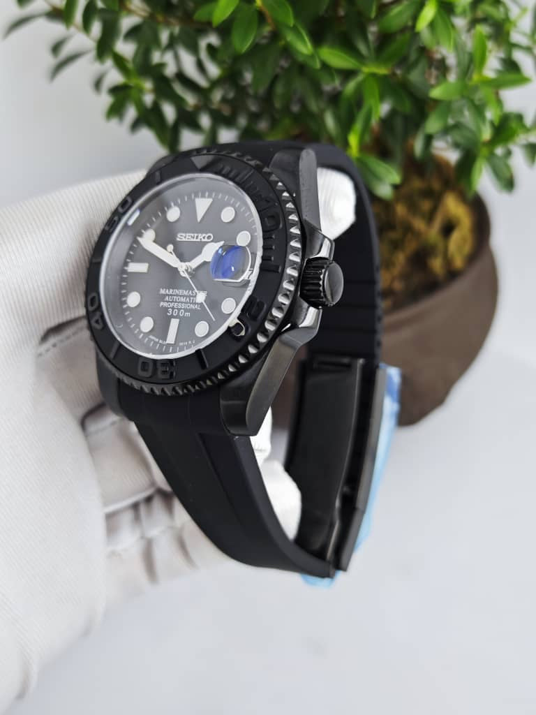 Seikomariner "Black" NH35