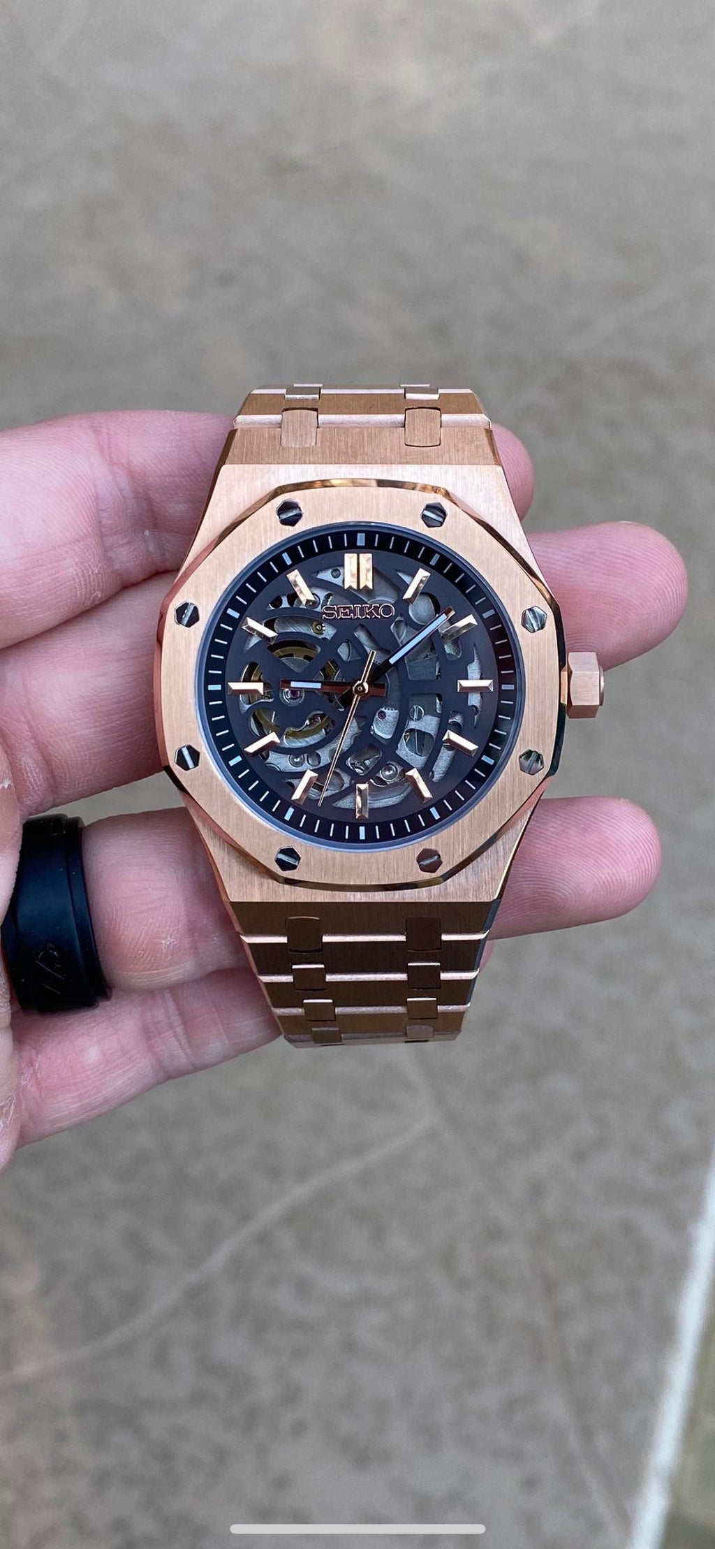 Seikoak "Rose gold black Skeleton" NH35