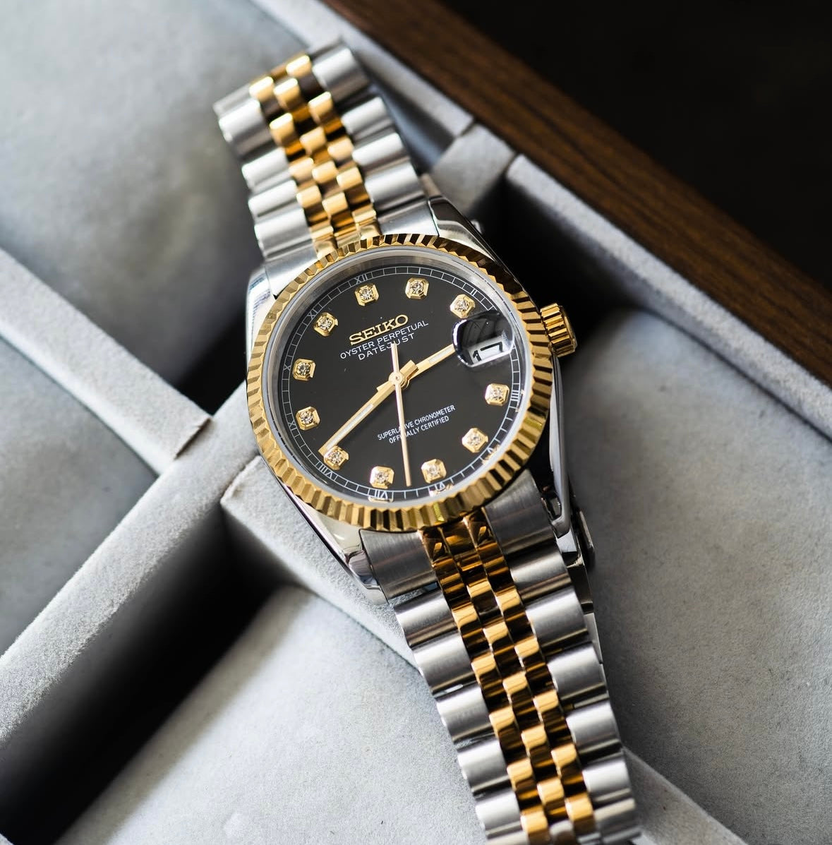 Seikojust "Two tone gold black" NH35