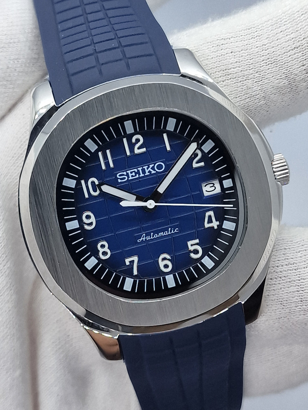 Seikotilus "Steel blue" NH35