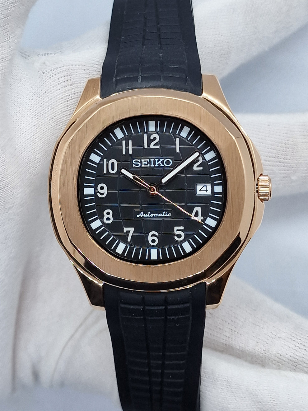 Seikotilus "Black rose gold" NH35