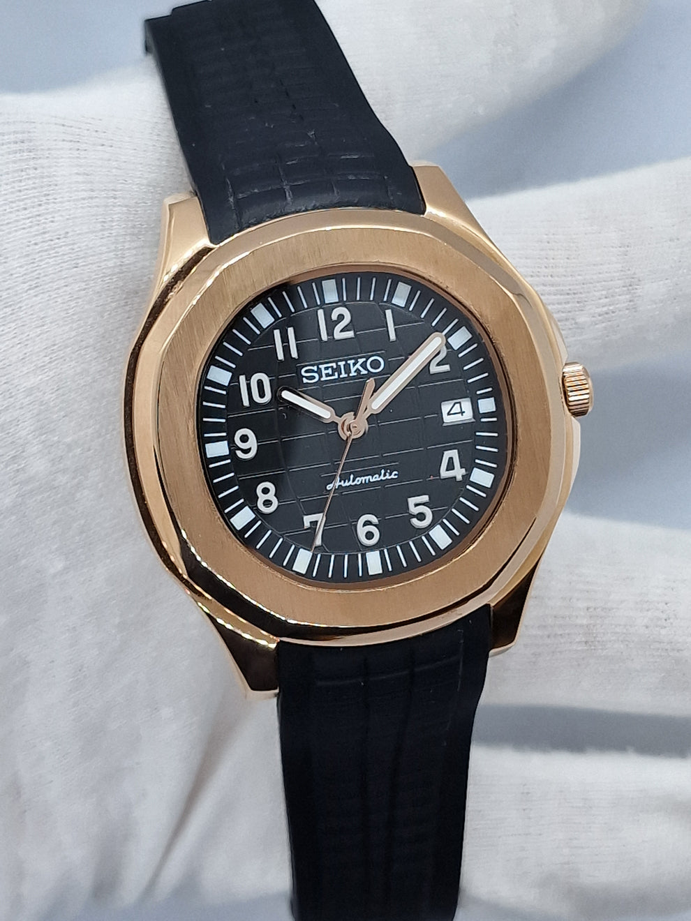 Seikotilus "Black rose gold" NH35