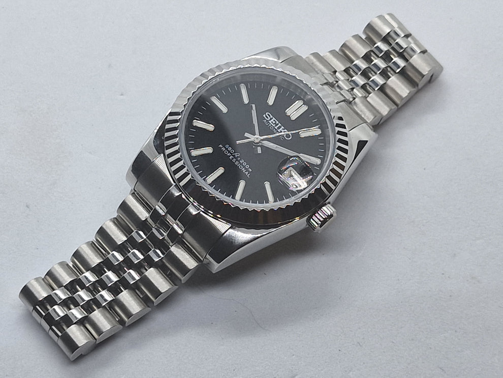 Seikojust "Black Silver" NH35