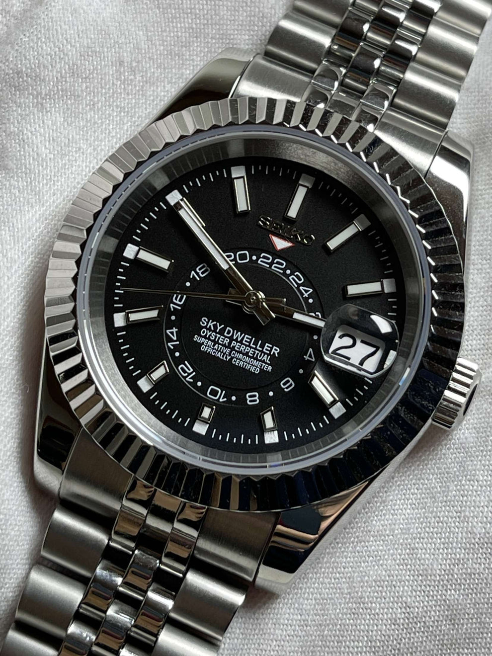 Seikojust "Steel black sky dweller" NH35