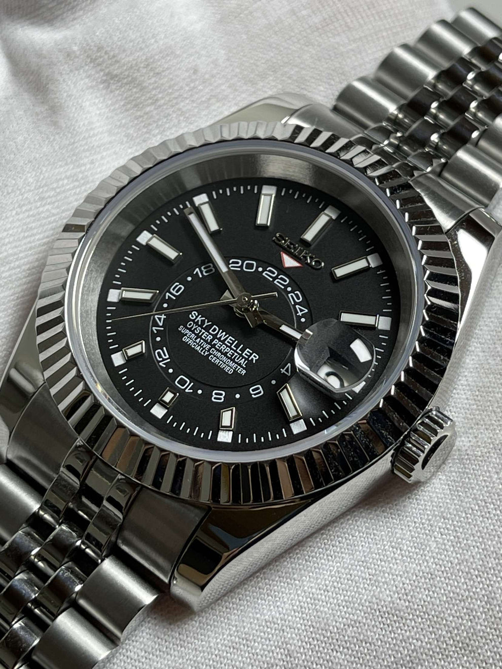 Seikojust "Steel black sky dweller" NH35